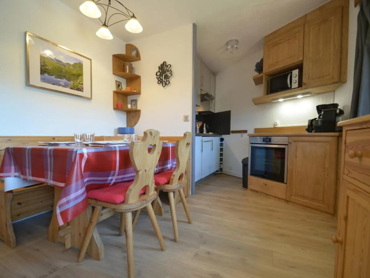 Appartement 2 Pieces Cabine Pour 5 Pers, Skis Aux Pieds, Balcon Sud-Ouest, Reberty 2000 - Fr-1-452-252 Saint-Martin-de-Belleville