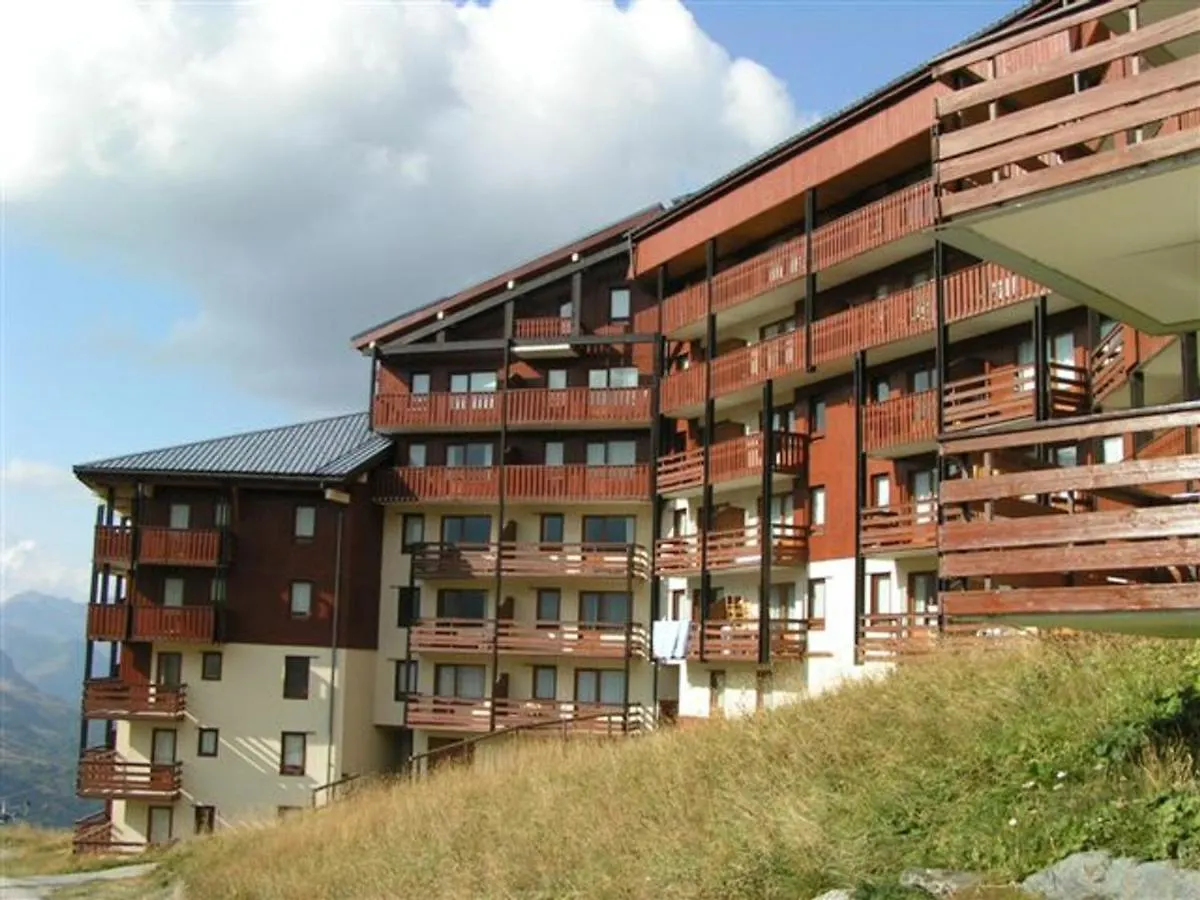 Appartement 2 Pieces Cabine Pour 5 Pers, Skis Aux Pieds, Balcon Sud-Ouest, Reberty 2000 - Fr-1-452-252 Saint-Martin-de-Belleville Apartment
