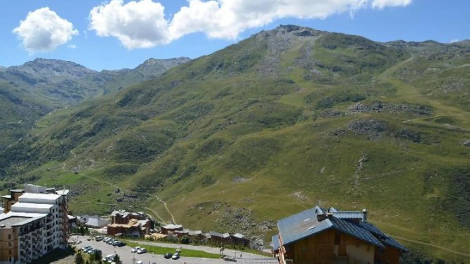 Appartement 2 Pieces Cabine Pour 5 Pers, Skis Aux Pieds, Balcon Sud-Ouest, Reberty 2000 - Fr-1-452-252 Saint-Martin-de-Belleville Apartment