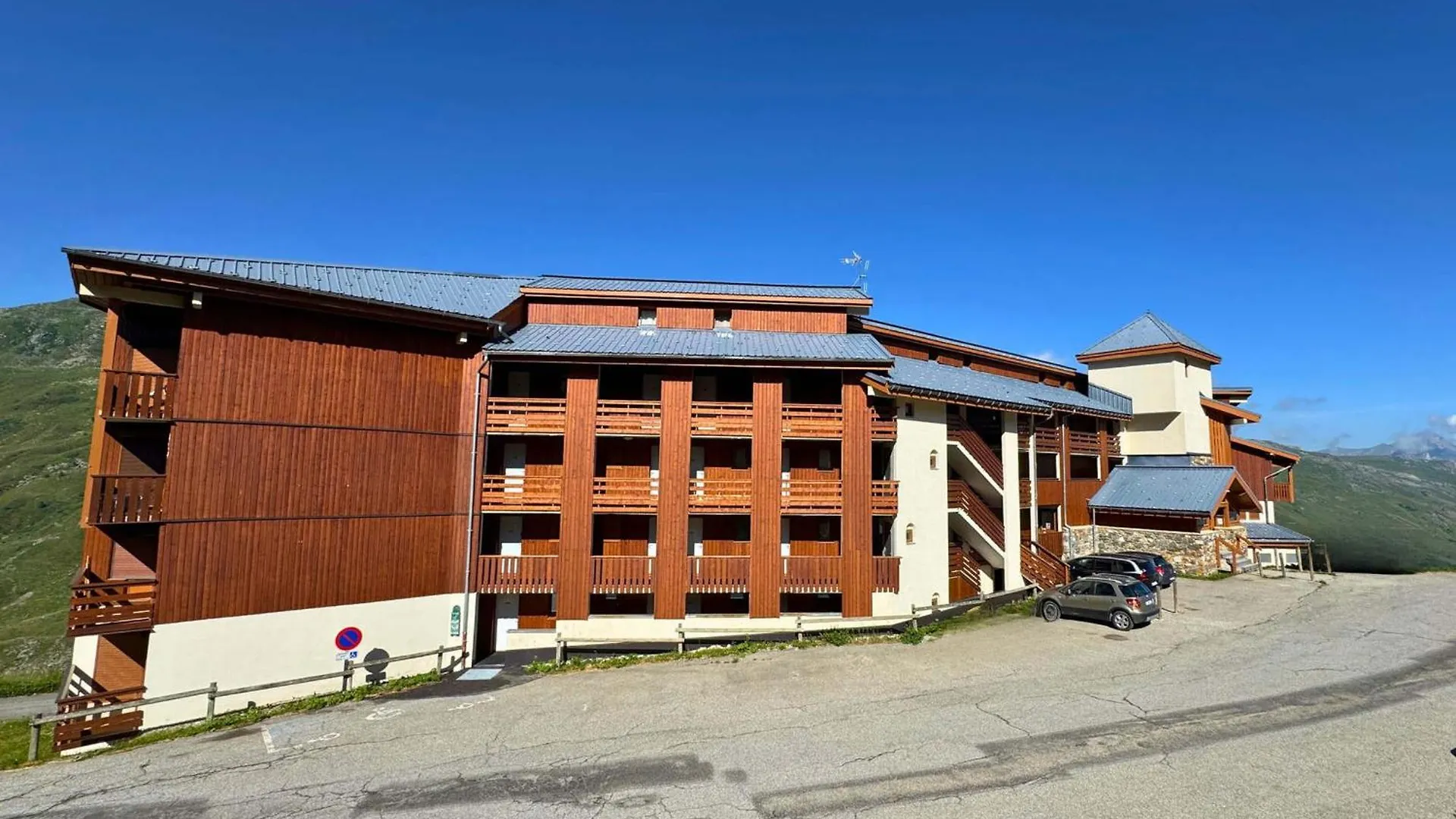 סן-מרטין-דה-בלוויל Appartement 2 Pieces Cabine Pour 5 Pers, Skis Aux Pieds, Balcon Sud-Ouest, Reberty 2000 - Fr-1-452-252 צרפת