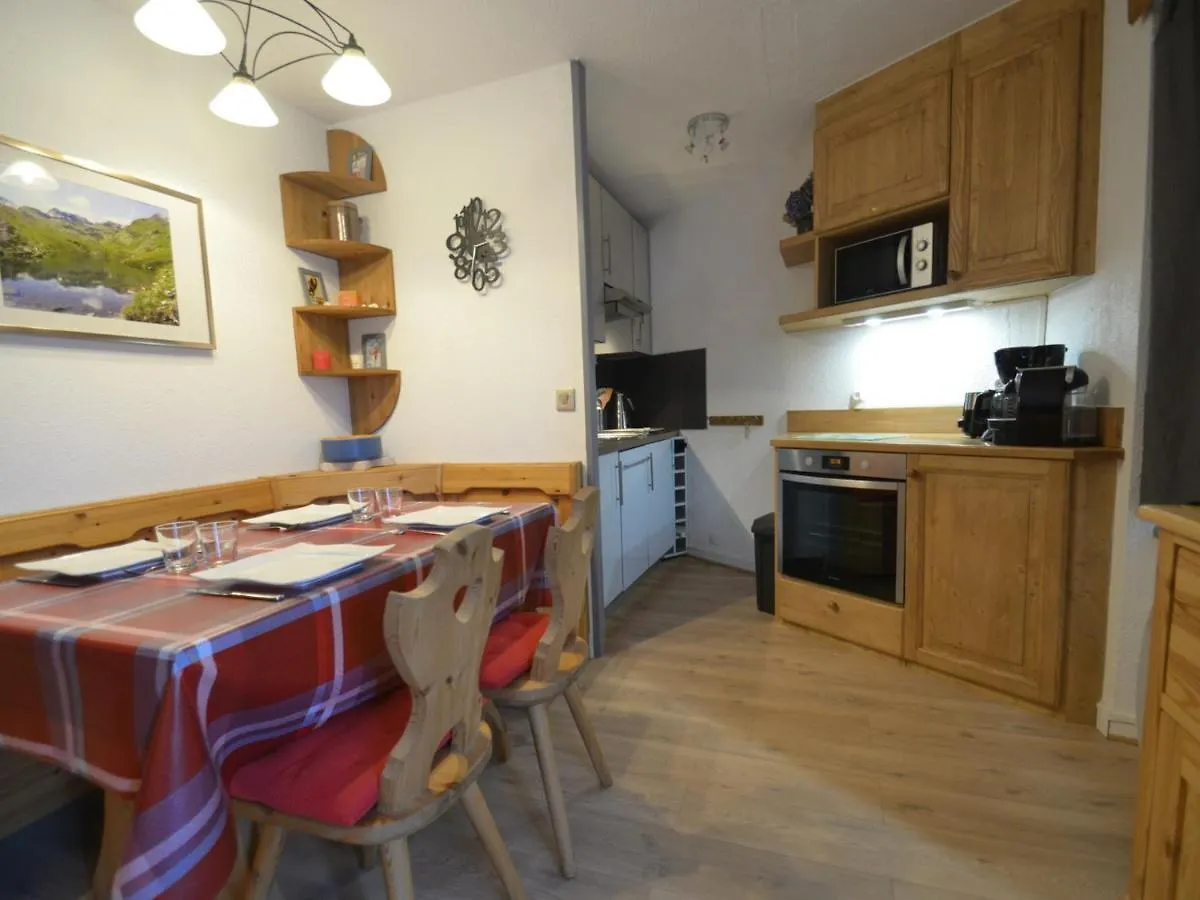Appartement 2 Pieces Cabine Pour 5 Pers, Skis Aux Pieds, Balcon Sud-Ouest, Reberty 2000 - Fr-1-452-252 Saint-Martin-de-Belleville 0*,  Γαλλία